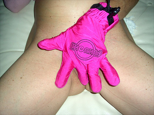 lovetoy test massage handschuh glove 03